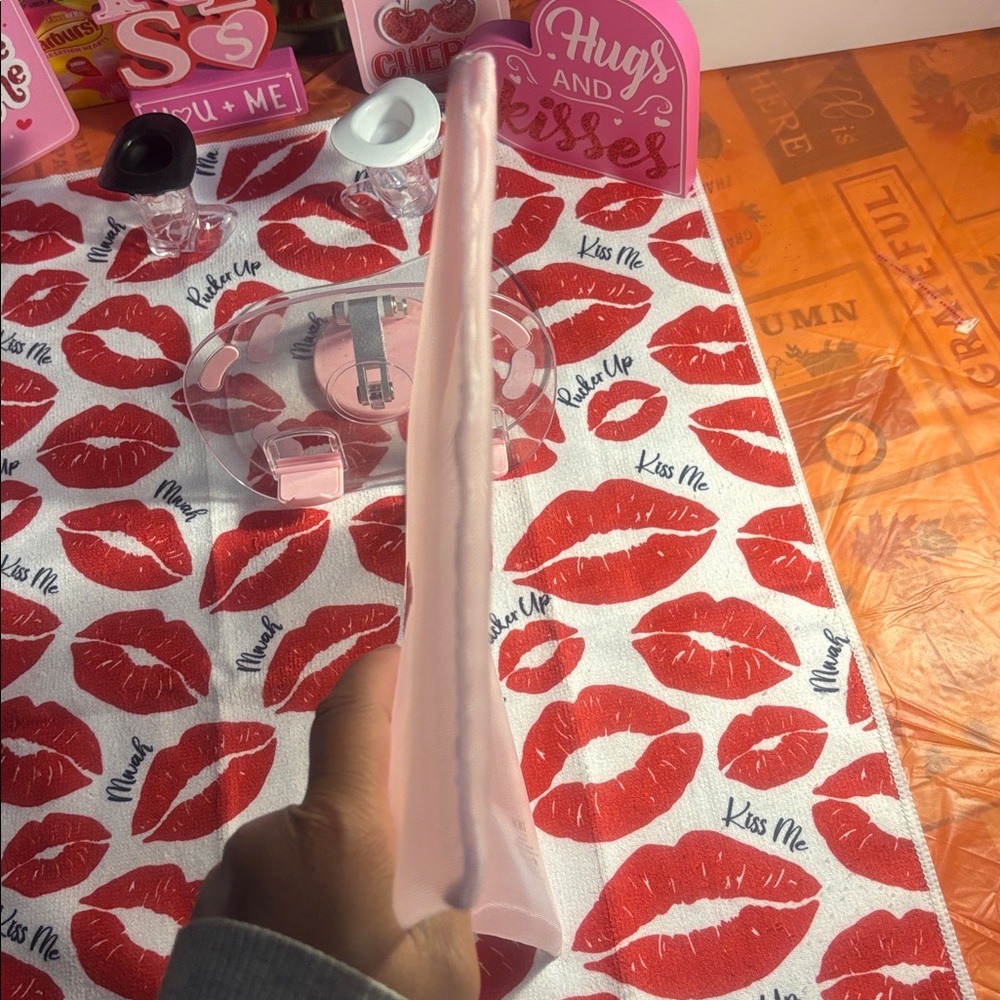 Dior Beauty Soft Pink Miss Dior Pouch - Picture 5 of 14